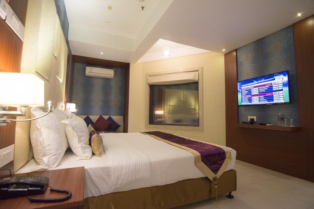 Колката: Hotel Aura