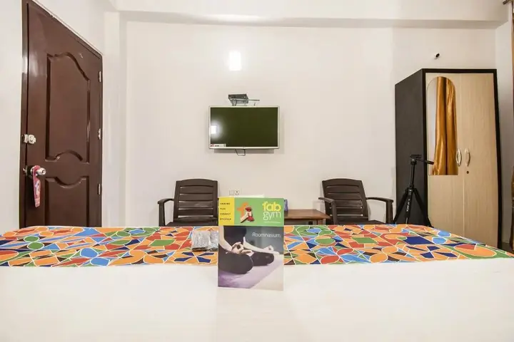 Ути: Hotel Zion International