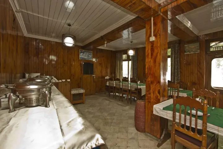 Манали: Hotel Holiday Home International