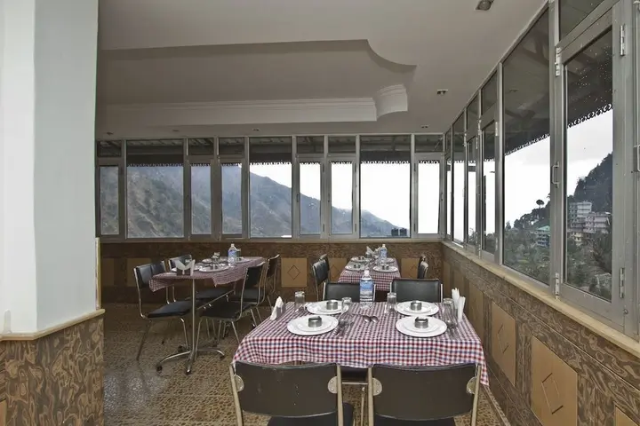 Дармсала: OYO 4605 Hotel Aakarsh