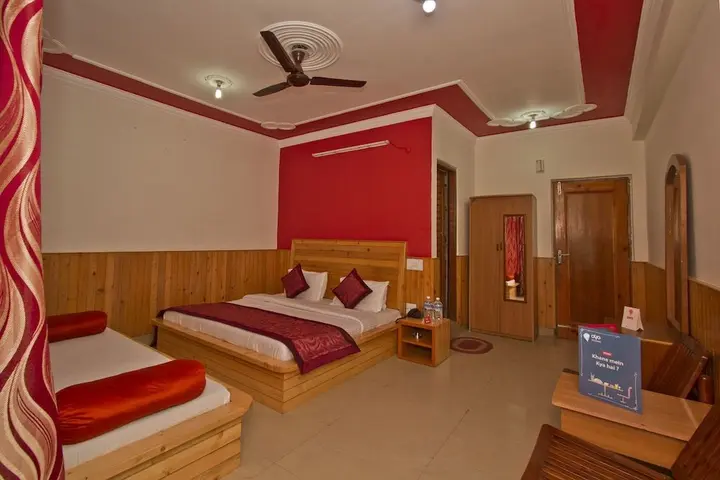 Дармсала: OYO 4605 Hotel Aakarsh