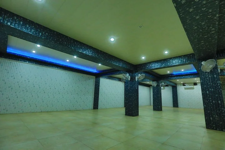 Ришикеш: Hotel Paras Plaza