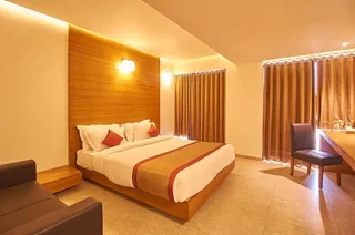 Гандхинагар: 7Wonders Hotel