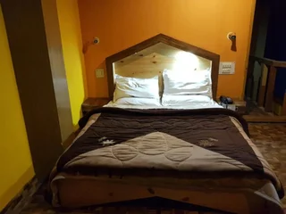 Манали: Kunal Hotel & Cottages