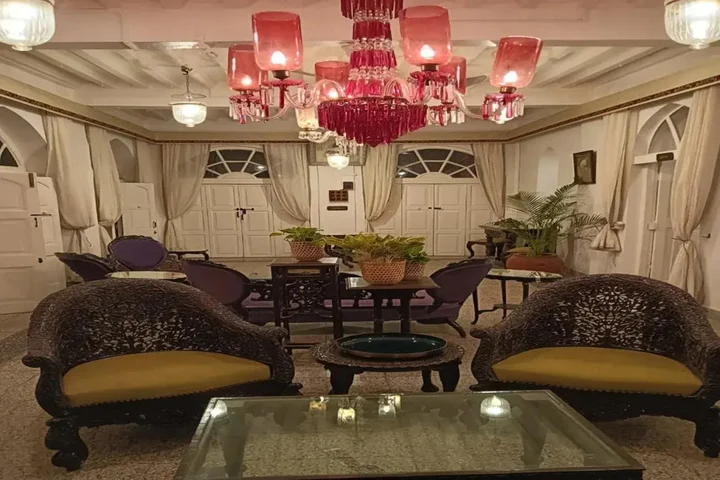Ахмедабад: Divans Bungalow