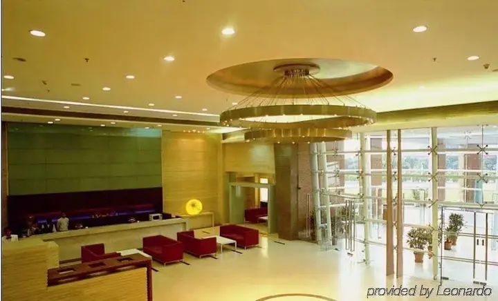 Лудхиана: NIRVANA Hotel I Banquets I Club