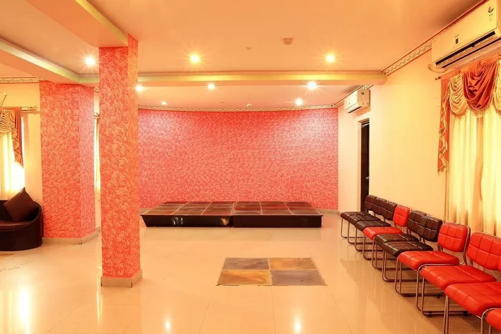 Колката: OYO 3276 Hotel Rockstar Suites