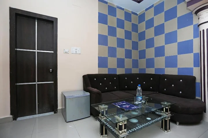Колката: OYO 3276 Hotel Rockstar Suites