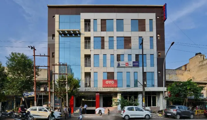 Большая Нойда: Hotel Noida International