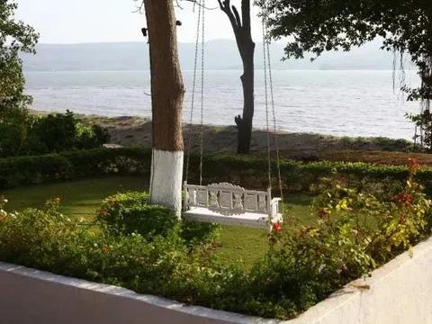 Йесейд: SaffronStays Little Paradise