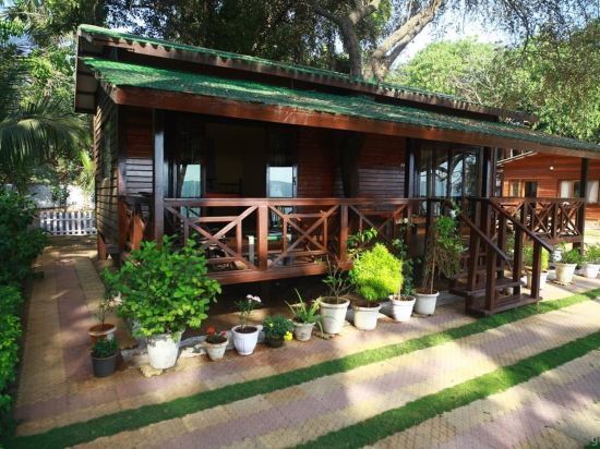 Йесейд: SaffronStays Little Paradise