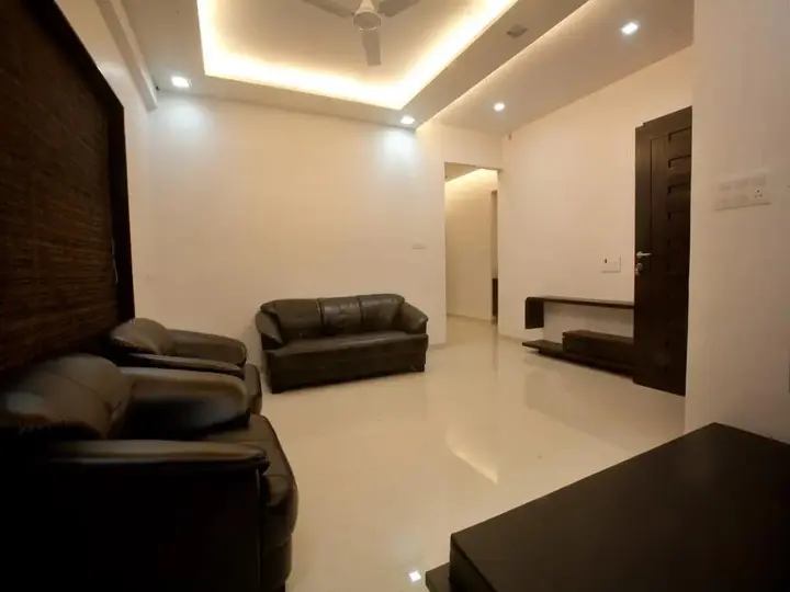 Сурат: ShriNivas Residency