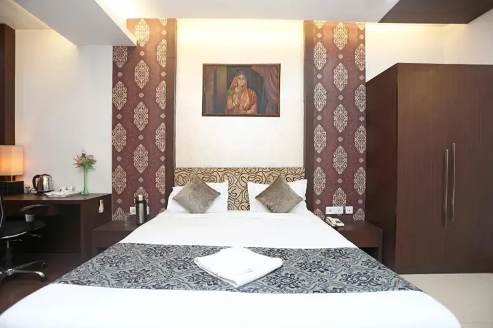 Колката: Hotel Rushabh Home