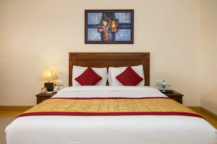 Прем-Нагар: The Competent Palace Hotel