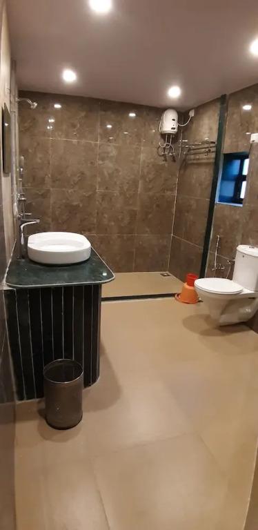 Киим: Elysium Resort Alibaug