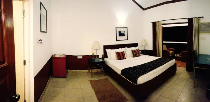 Верем: The Camelot Beach Resort