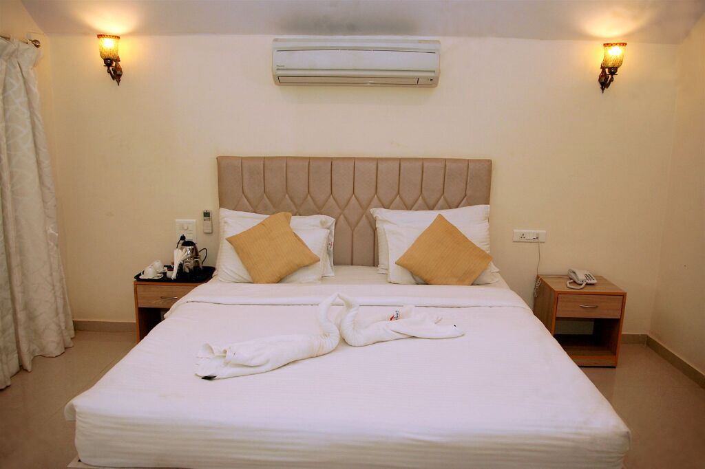 Morjim Holiday Beach Resort — фото 2