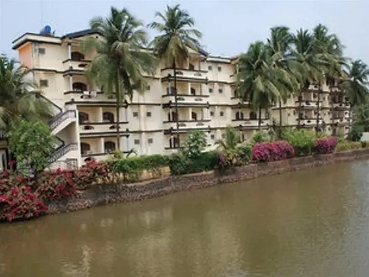 Арпора: Maizons Lakeview Resort