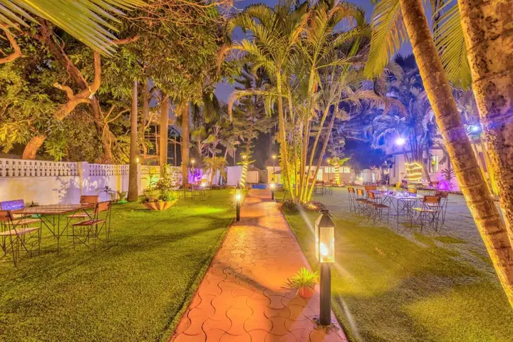 Вагатор: Retreat Anjuna Resort