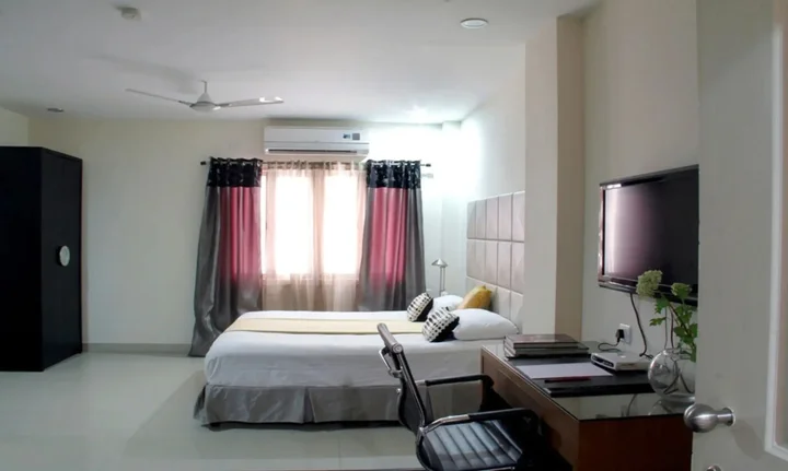 Хидерабад: At Home Suites