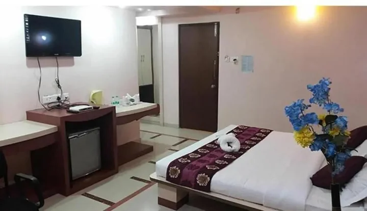 Нагпур: Vora Corporate Inn