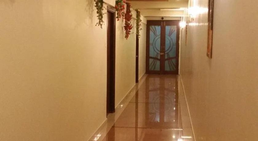 Нагпур: Vora Corporate Inn
