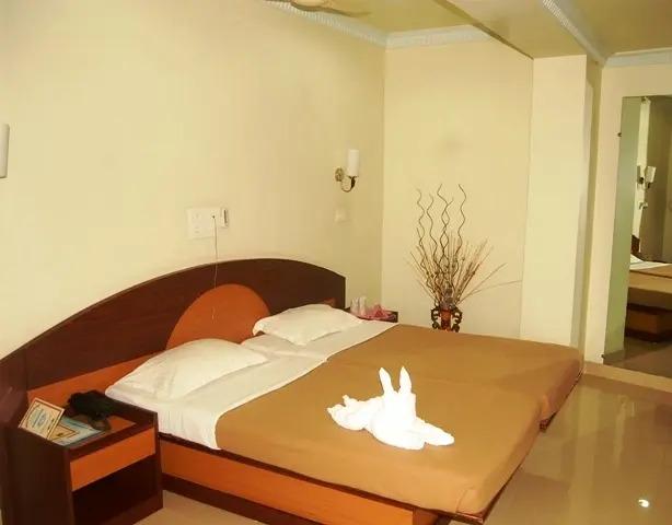 Нагпур: Vora Corporate Inn