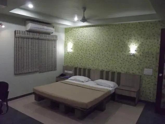 Нагпур: Vora Corporate Inn