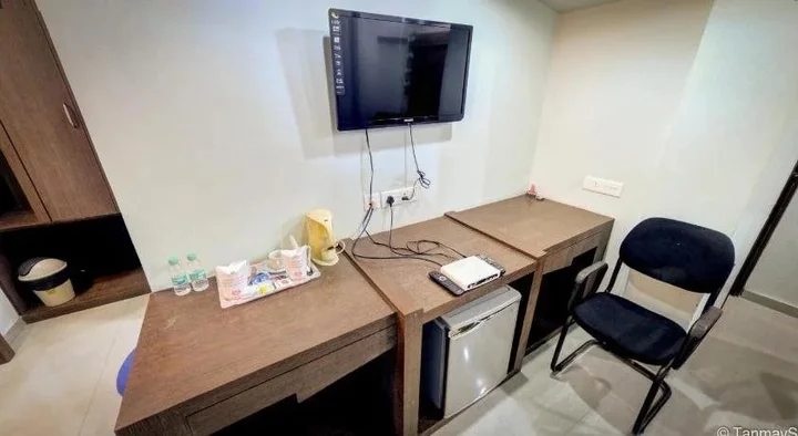 Нагпур: Vora Corporate Inn