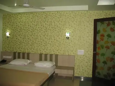 Нагпур: Vora Corporate Inn