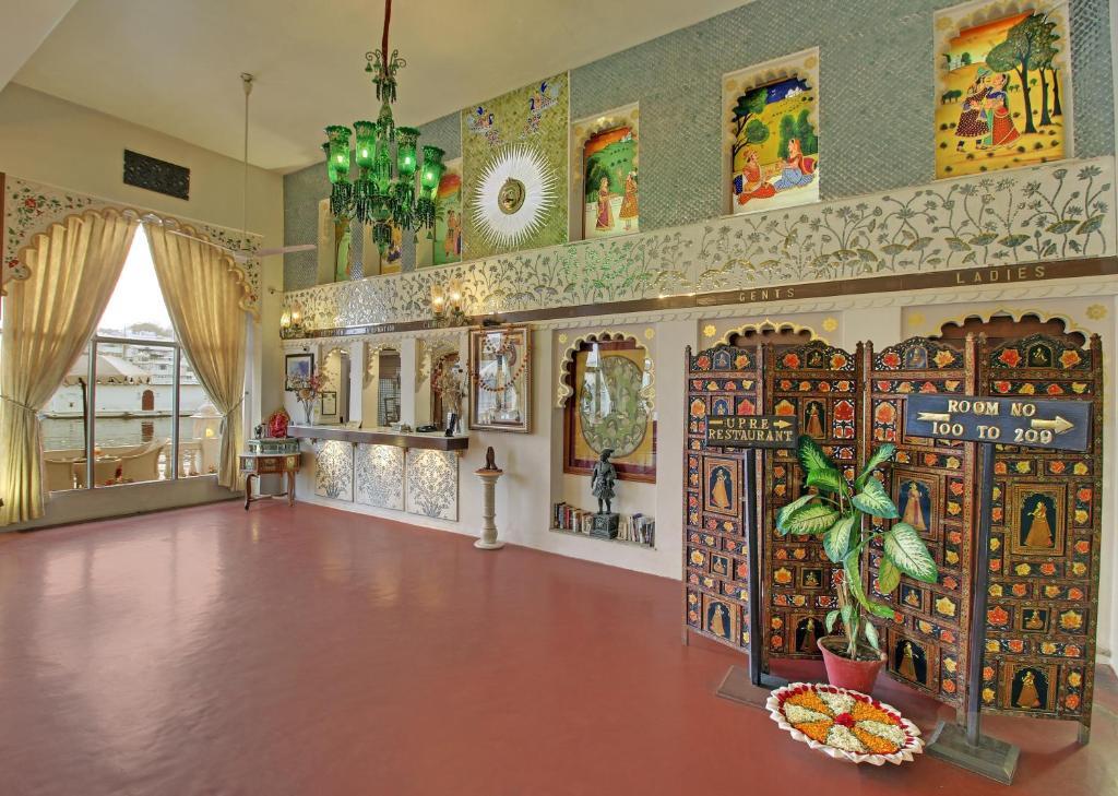 Удаипур: Lake Pichola Hotel