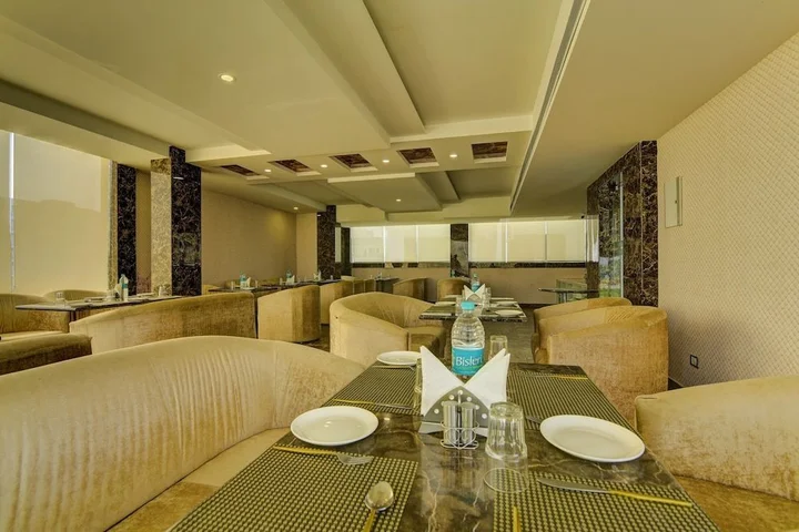 Вриндаван: Country Inn Hotels And Resorts