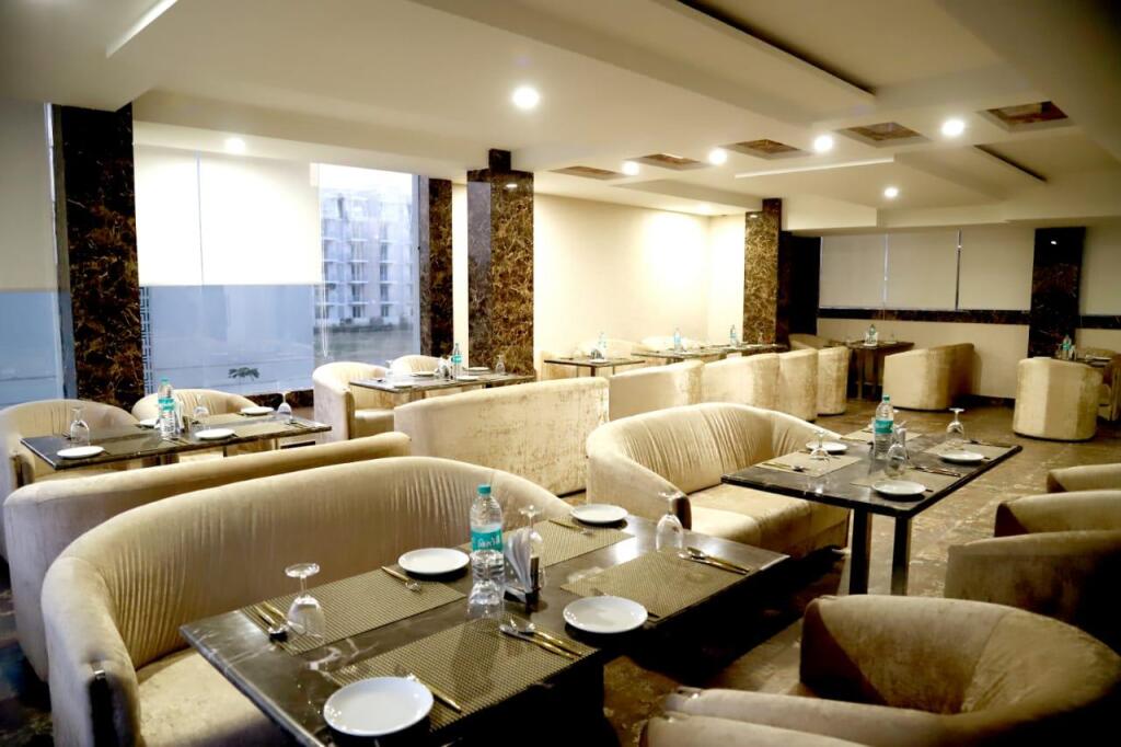 Вриндаван: Country Inn Hotels And Resorts