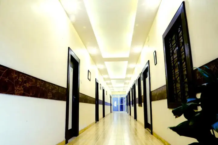 Праяградж: Hotel Prayag