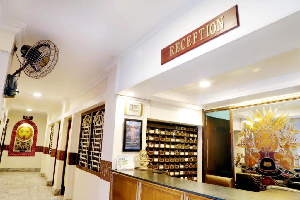 Праяградж: Hotel Prayag