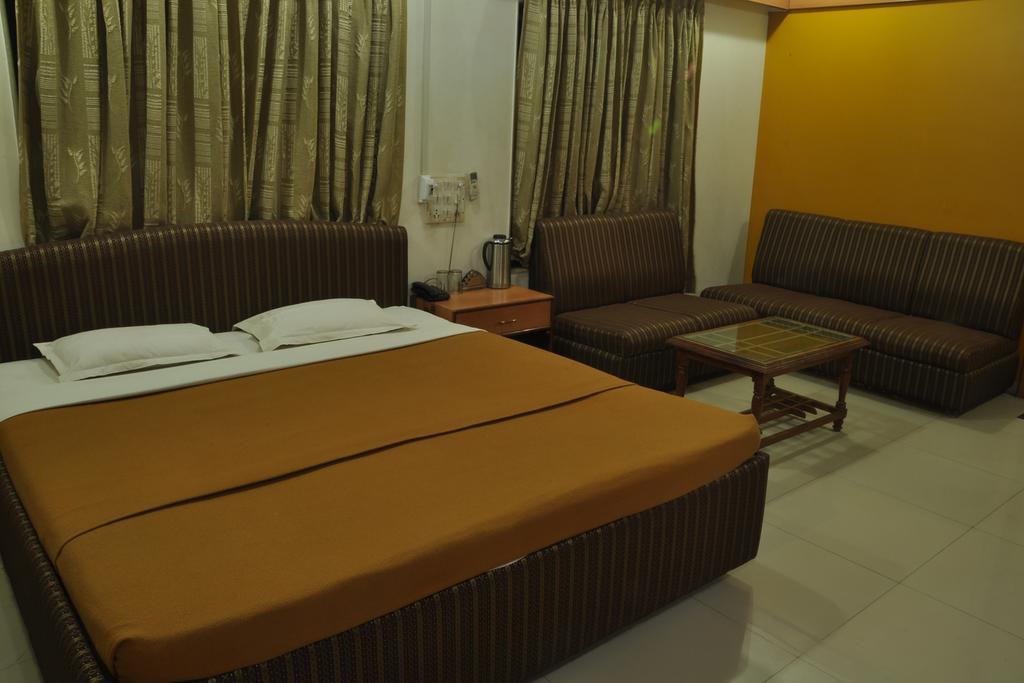 Аурангабад: Hotel Riviera Executive