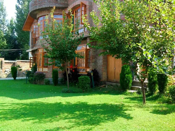 Шринагар: Hillscape Inn
