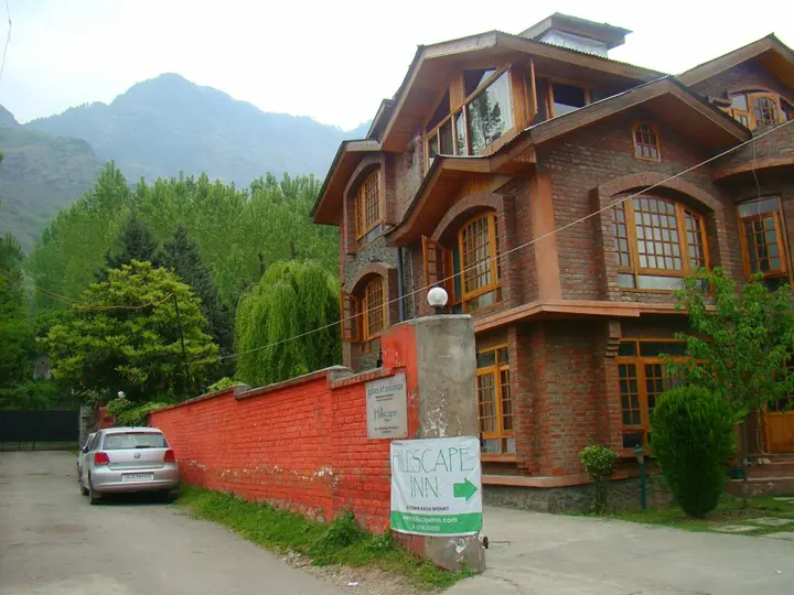 Шринагар: Hillscape Inn