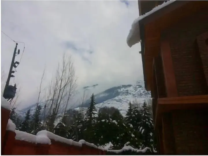 Шринагар: Hillscape Inn