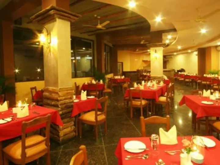 Бага: Nazri Resort