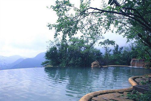 Чорла: Wildernest Nature Resort
