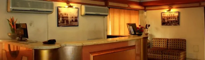 Колката: Pallavi International Hotel