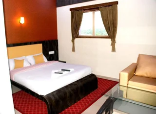 Мумбаи: Hotel Adore Inn