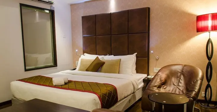Хинджевади: Hotel Lxia