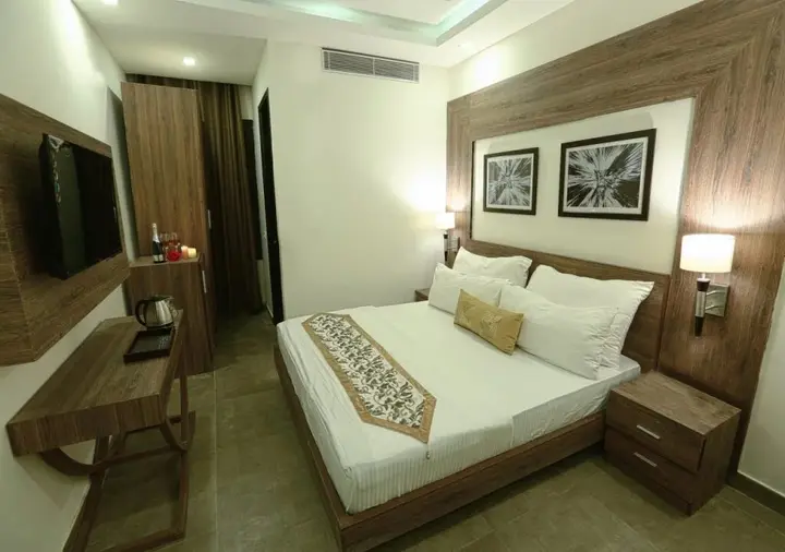 Наинитал: Safari Park Resort