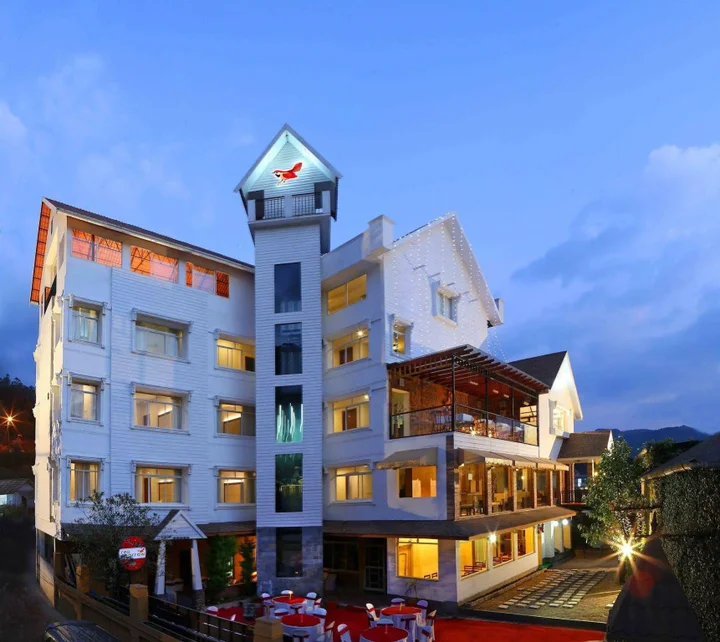 Муннар: Red Sparrow Resorts