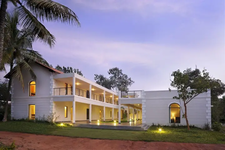 Chikkajala: Embassy International Riding School