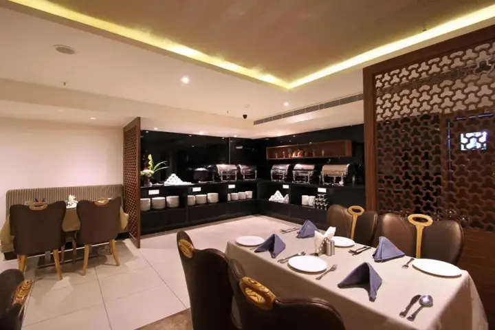 Шамшабад: Hotel Hyderabad Grand