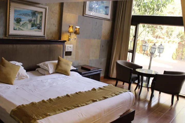 Олд-Махабалешвар: Ravine Hotel