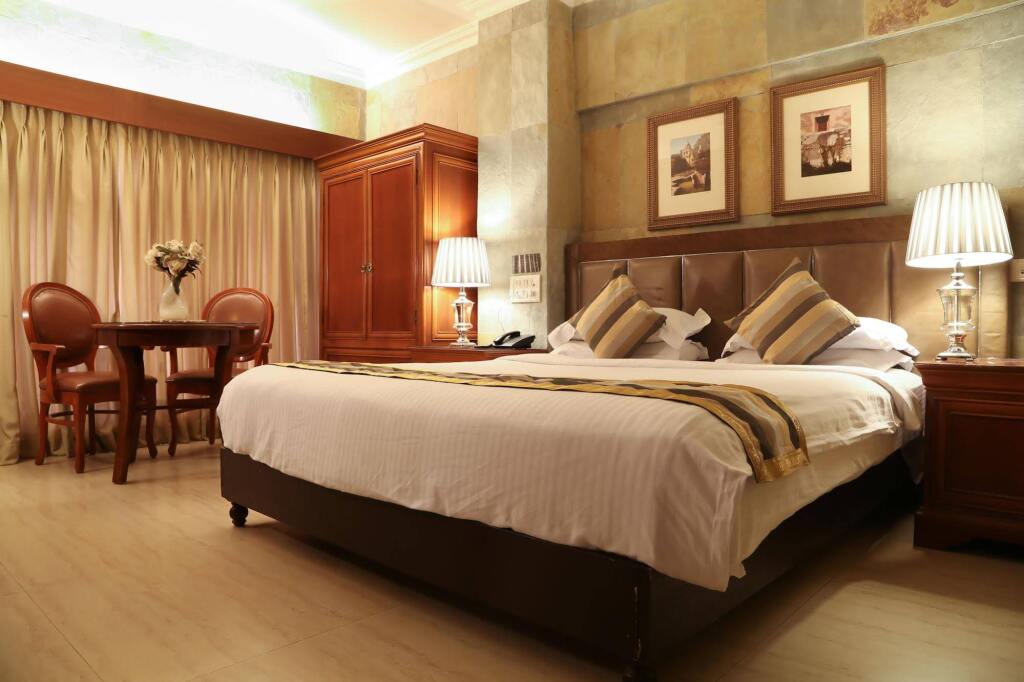 Олд-Махабалешвар: Ravine Hotel